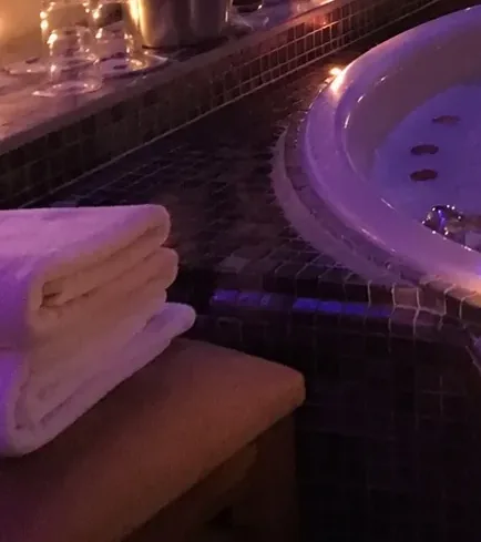 Hamam havlu seti — Lila Spa, Esenler misafirlerine hizmet veren salon